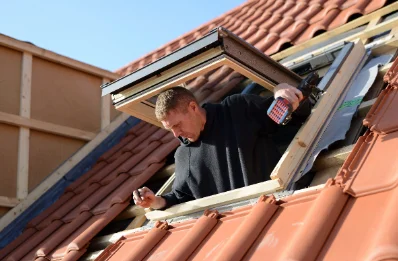 Pose de fenêtres de toit Velux à Léobard